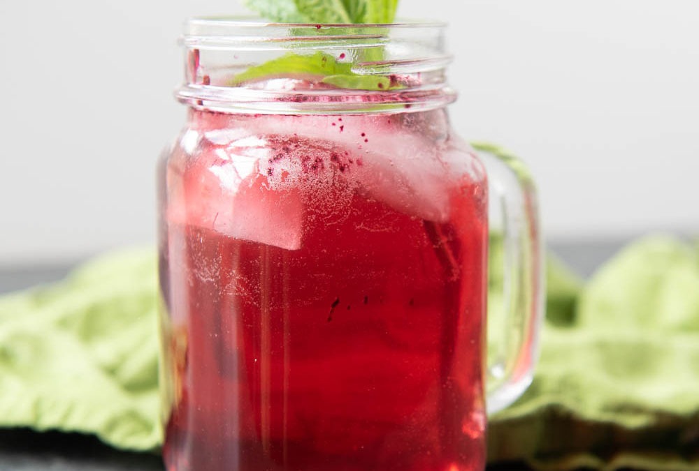 Hibiscus Honey Mocktail